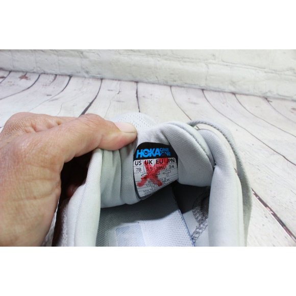 Hoka One One Bondi 8 White Mesh Breathable Running Sneaker Shoes 7 B - Picture 7 of 9